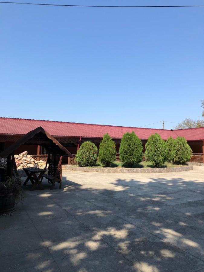Bed and Breakfast Holiday Tisakerestur Exterior foto